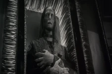 Review Werewolf by Night:...