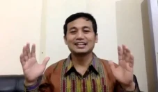 Meneladani Rasulullah...