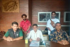 Peringati Sumpah Pemuda,...