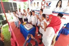 Rayakan HUT ke-8, Perindo...