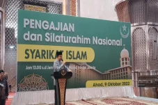 Milad Ke-117, Puluhan...