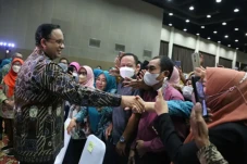 Pamit ke RT dan RW,...
