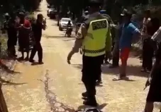 Sadis! Pedagang Emas...