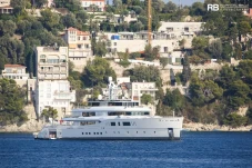 Canggih! Yacht Mewah...