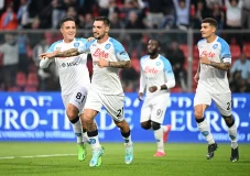 Hasil Cremonese vs Napoli:...