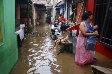 Banjir Luapan Ciliwung...