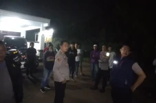 2 Kelompok ABG Tawuran...