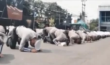 Ratusan Polisi di Malang...