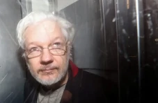 Pendiri Wikileaks Julian...
