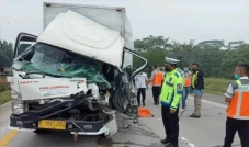 Kecelakaan Maut di Tol...