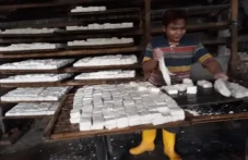 Harga Kedelai Meroket,...