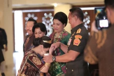 Putri Panglima TNI,...