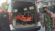 Pria Asal Surabaya Tewas...