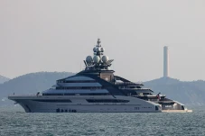 Hong Kong Dukung Rusia?...