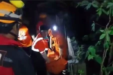 Geger, Warga Tasikmalaya...