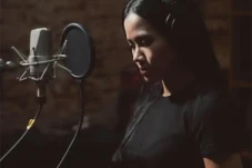 Yura Yunita Sabet Penghargaan...