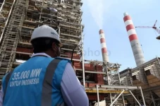 Pensiun Dini PLTU Butuh...