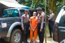 Kakek di Pangandaran...