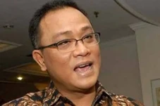 Puji Ketegasan Kapolri,...