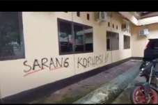 Dinding Mapolres Luwu...