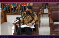 Ternyata Ini yang Dilakukan...