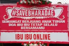 Karangan Bunga Dukung...
