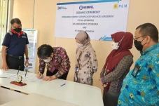 PLN Bekasi Serahkan...