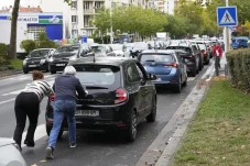 Pekerja Mogok, Prancis...