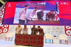 Akselerasi Energi Hijau,...
