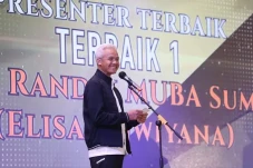 Luncurkan Logo Baru...