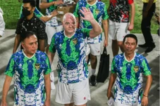 Netizen Marah PSSI Gelar...