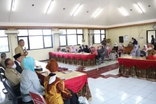Tingkatkan Ekonomi Warga,...