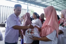 Komunitas Sopir Truk...