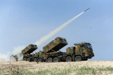 Setelah Tank dan Howitzer,...