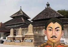 Kisah Raden Fatah: Pendiri...