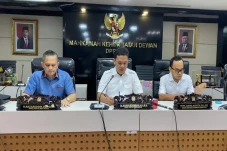 MKD DPR Hentikan Laporan...