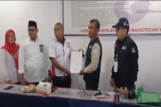 Penuhi Persyaratan,...