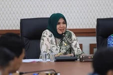 Kasus Suap Laporan Keuangan,...