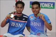 Kalahkan China, Rahmat/Pramudya...