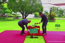 Jokowi dan Mohammad...