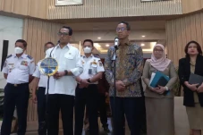 Atasi Kemacetan di Tanah...