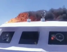 Kapal Cantika 77 Terbakar...