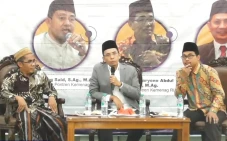 Jadi Pembicara Seminar...