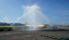 Penerbangan Makassar-Singapura...