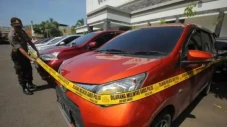 Tunggak Pajak, 7,4 Juta...