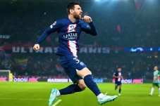 Lionel Messi Ukir 2...
