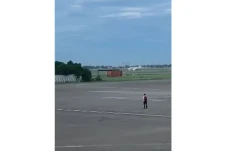 Mesin Kiri Terbakar,...