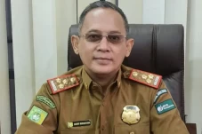 Strategi Komunikasi...