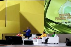 Ingin Menang, KIB Diprediksi...