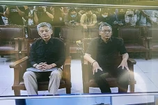 Hendra Kurniawan dan...